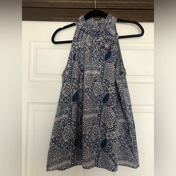 Summer Sleeveless Silk Top - Picture 2 of 3